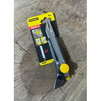 STANLEY MAKET BIÇAĞI FALÇATA  18MM YÜKSEK KALİTE MAKET BIÇAK